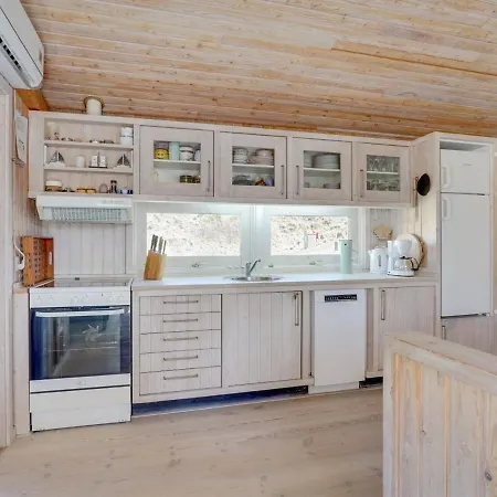 Holiday home Nikodina - 200m From The Sea In Nw Jutland By Interhome Saltum